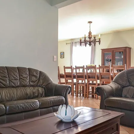 Tatil Evi Lovely In Savignac-ledrier