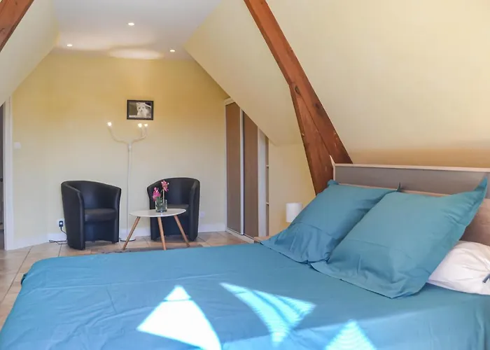 Ferienhaus Lovely In Savignac-ledrier *