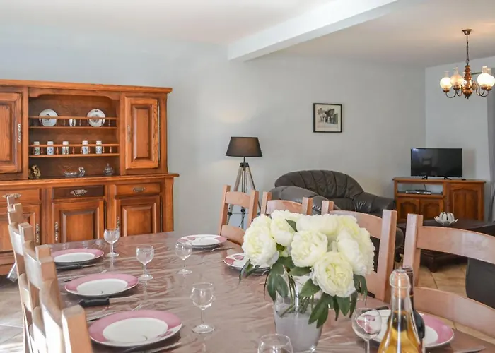 Lovely In Savignac-ledrier *