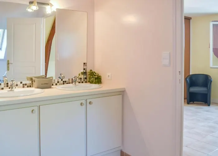 Ferienhaus Lovely In Savignac-ledrier